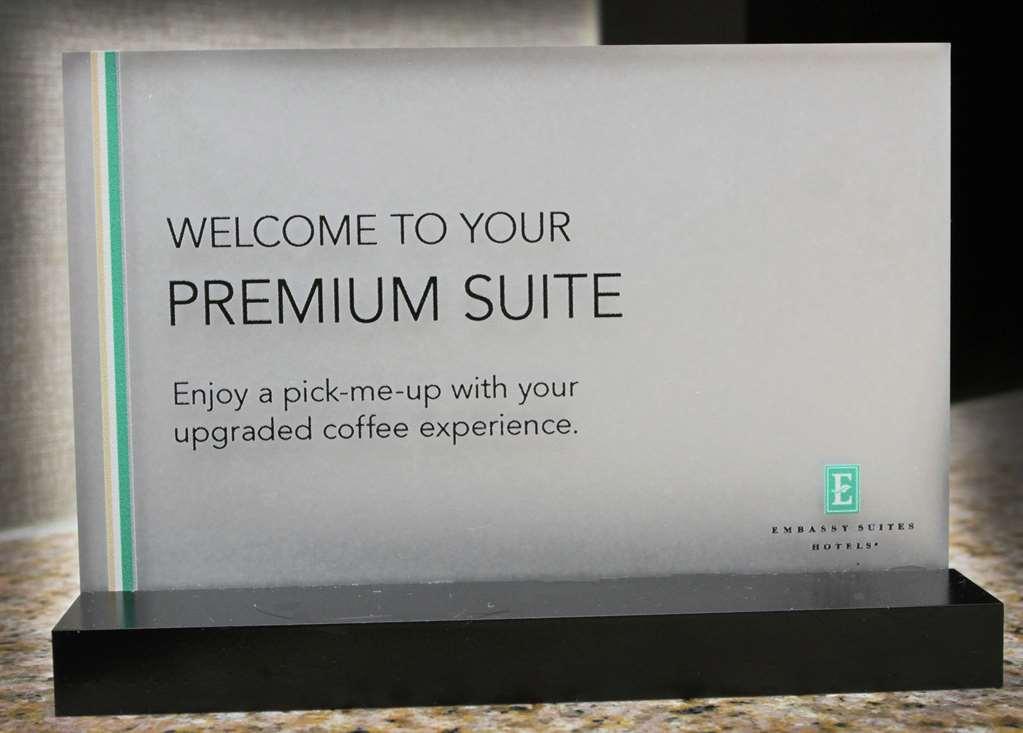 Embassy Suites Columbus - Airport Стая снимка