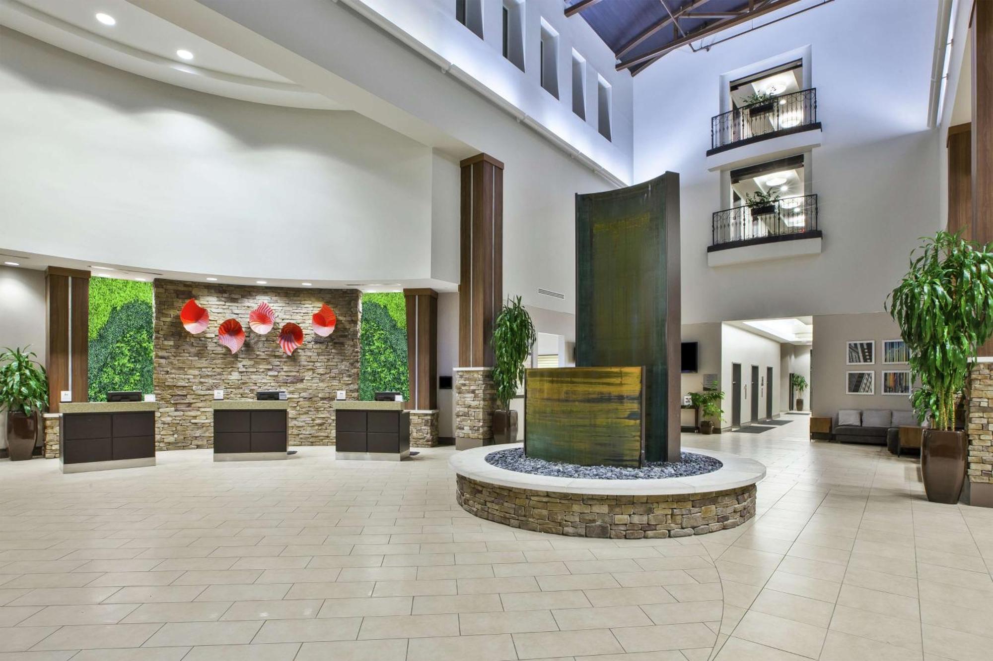 Embassy Suites Columbus - Airport Екстериор снимка